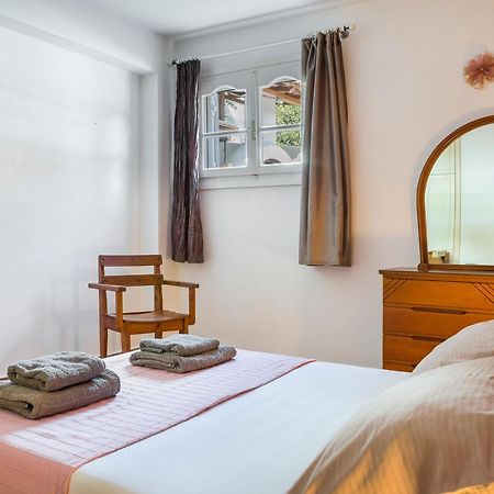 Bee'S Knees Retreat Villa Pesádha Екстериор снимка