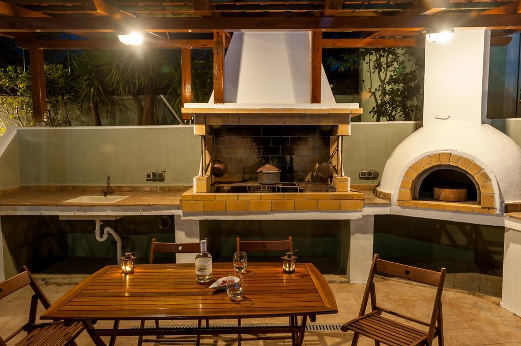 Bee'S Knees Retreat Villa Pesádha Екстериор снимка